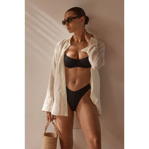 MONDAY Swimwear Monaco Linen Shirt in Ivory - Picture 2 of 4